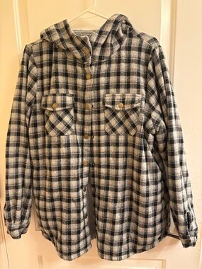 Black & Cream Plaid Hooded Flannel Jacket